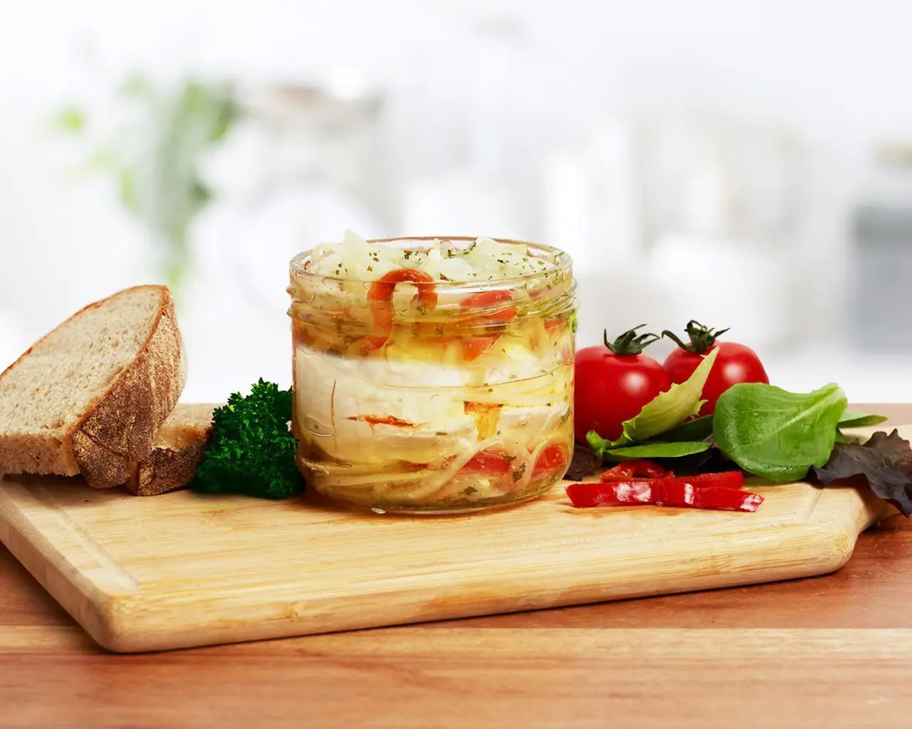 Nakládaný camembert 660g (3ks, ve skle) - Master